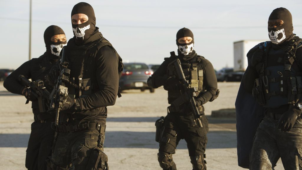 Den of Thieves (2018)