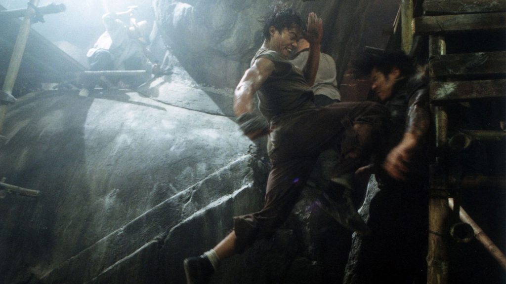 Film Action Koreografi Brutal - Ong Bak (2003)