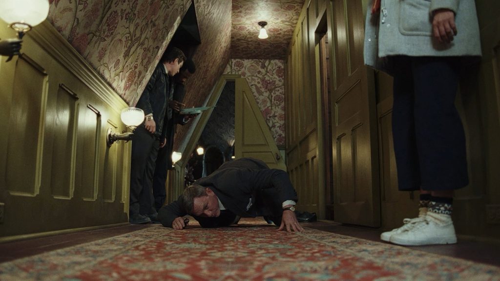 Knives Out (2019)